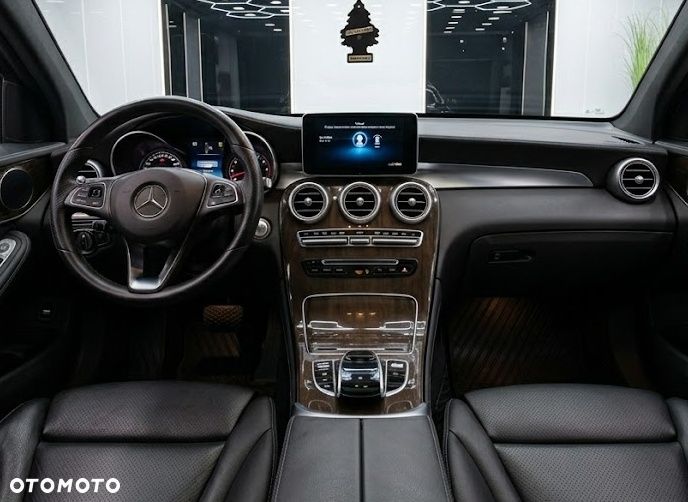 Mercedes-Benz GLC 200 4Matic 9G-TRONIC AMG Line - 6