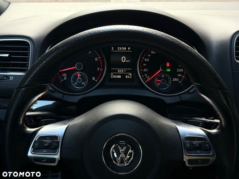 Volkswagen Golf 2011 photo 4