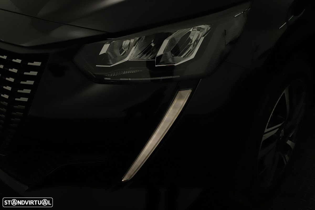 Peugeot 208 1.2 PureTech Allure - 6
