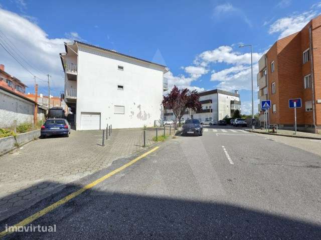 Garagem fechada localizada em Esgueira - Grande imagem: 3/8