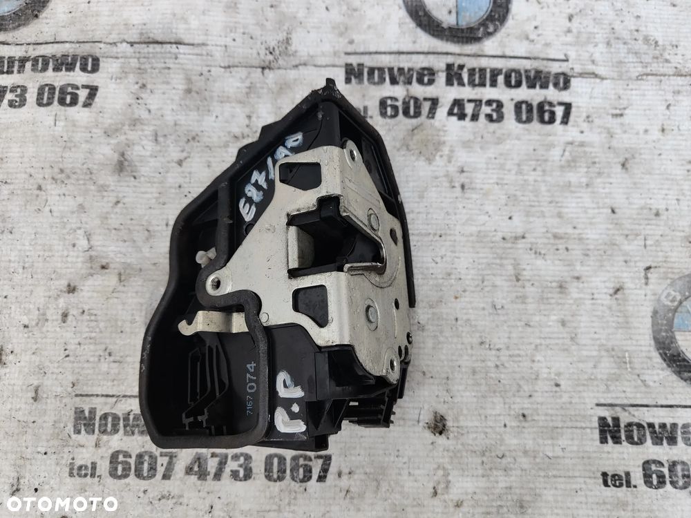 BMW E87 E90 E91 E60 E61 Zamek drzwi prawy przód 7167074 - 3