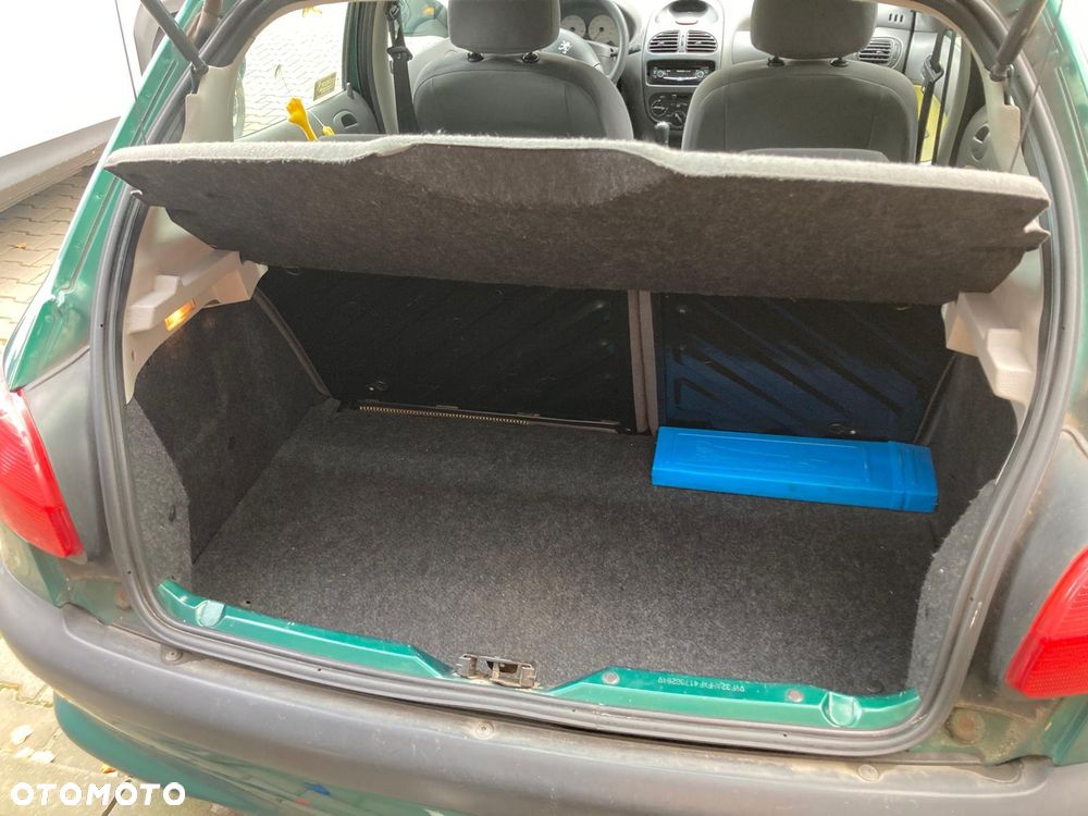 Peugeot 206 - 7