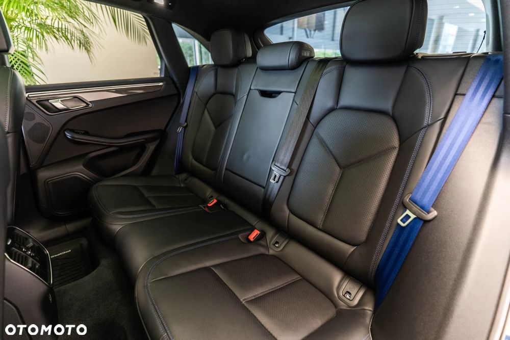 Porsche Macan - 13