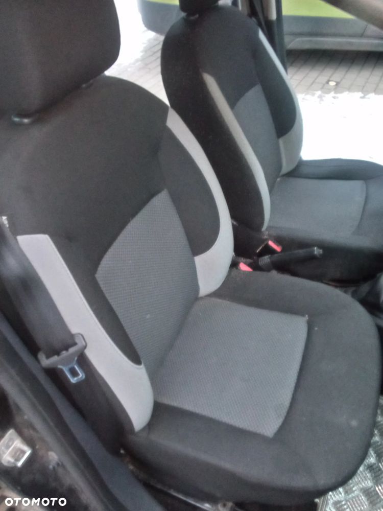 Dacia Sandero 1.2 16V Access - 6