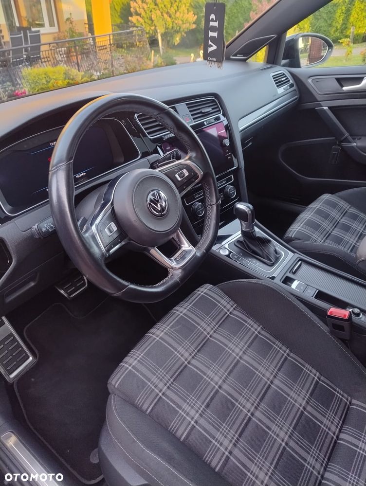 Volkswagen Golf 2.0 TDI BMT GTD DSG - 9