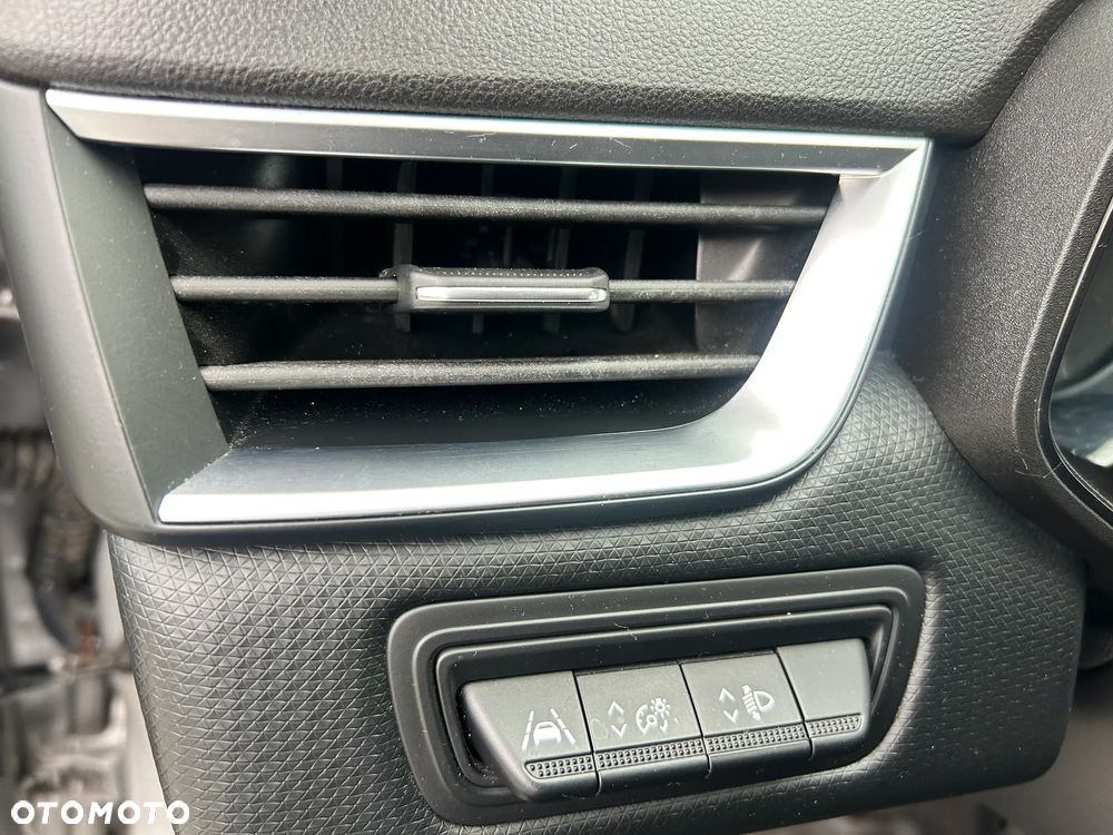 Renault Clio 1.0 TCe Intens - 9
