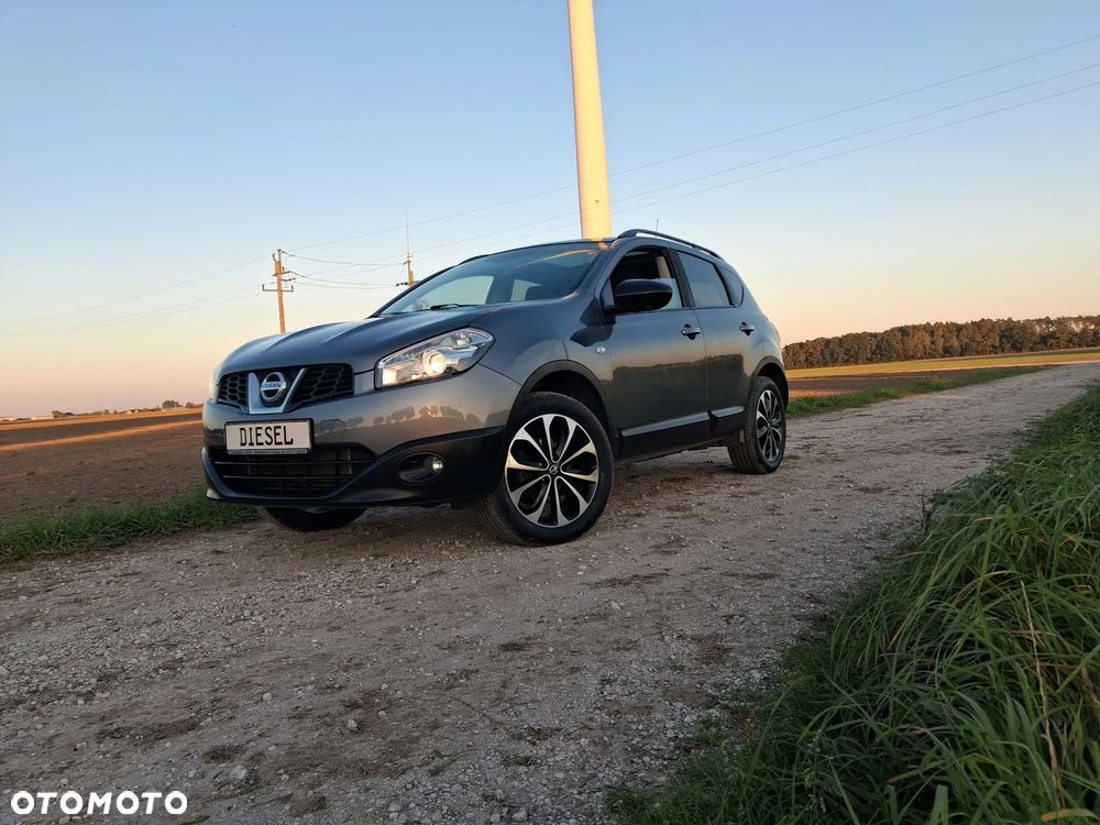 Nissan Qashqai - 25