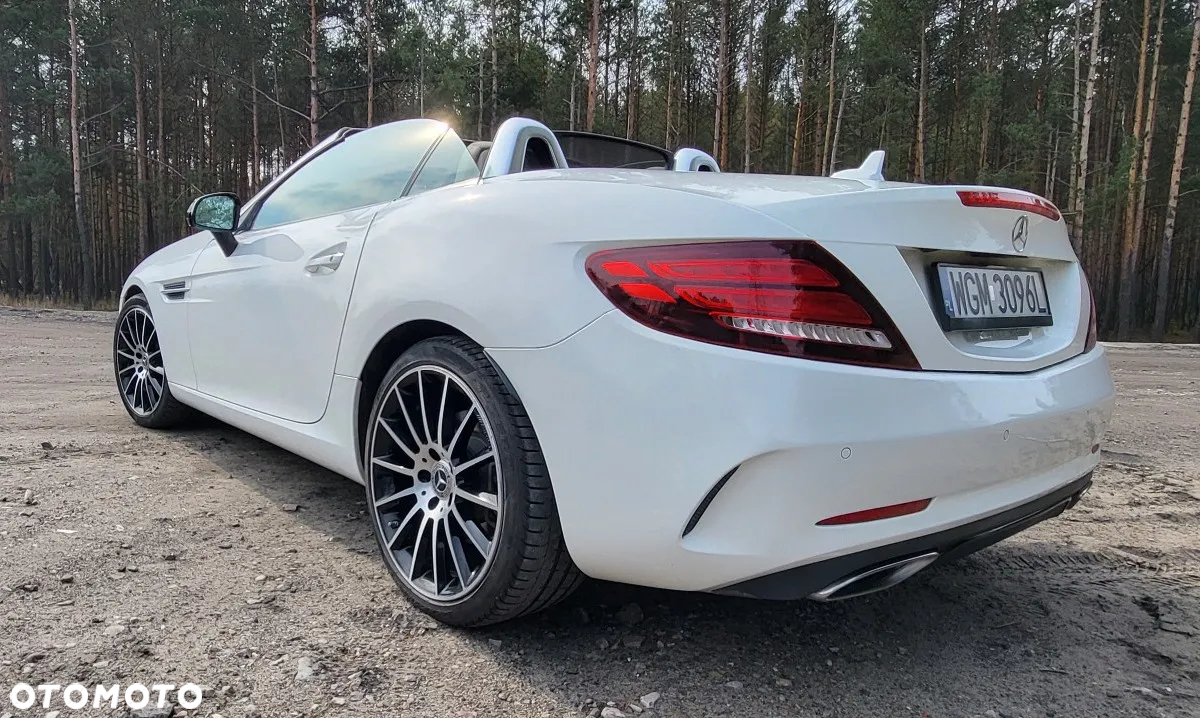 Mercedes-Benz SLC 300 9G-Tronic - 6