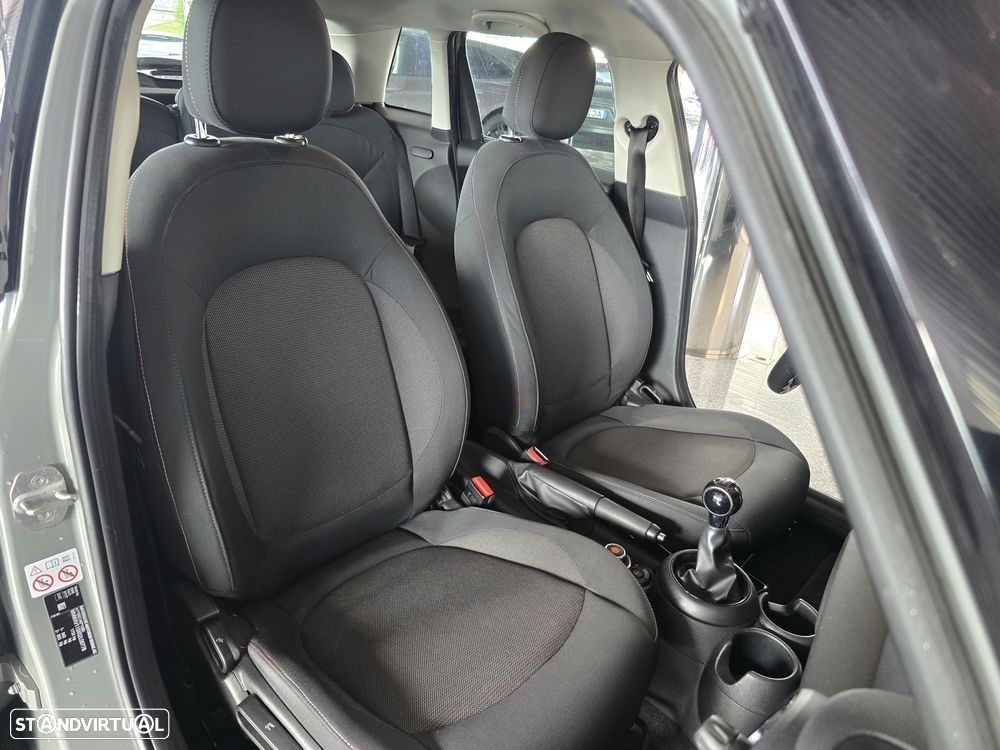 MINI 5 Portas Cooper D Seven - 16