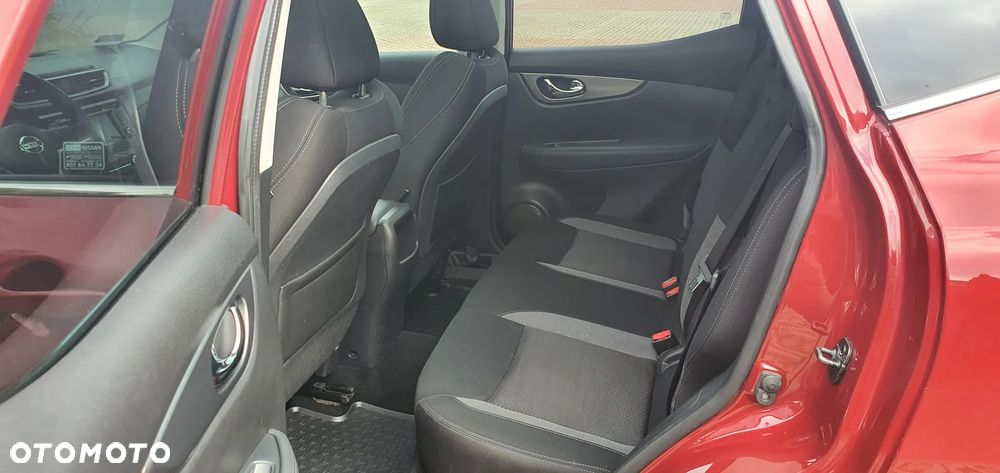 Nissan Qashqai 1.3 DIG-T N-Connecta - 27