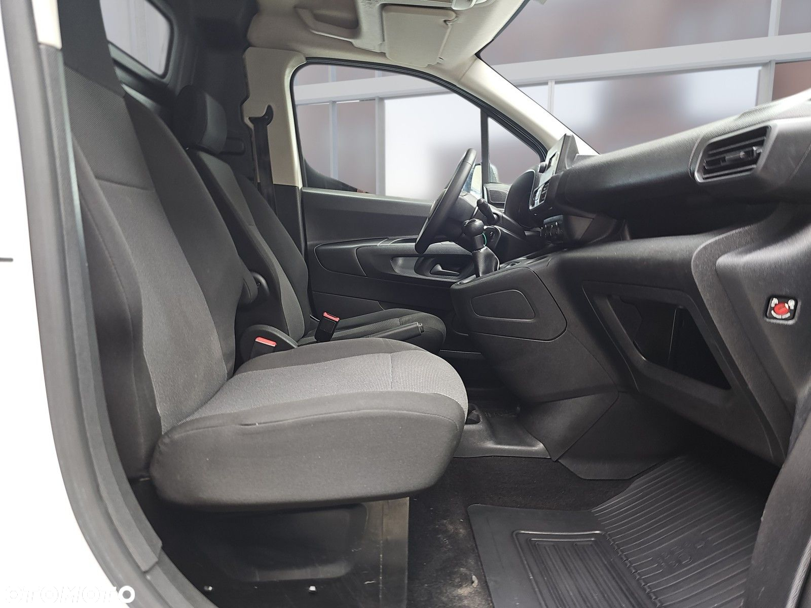 Toyota ProAce 2.3T 1.5 D-4D 75KM std Furgon Active - 17