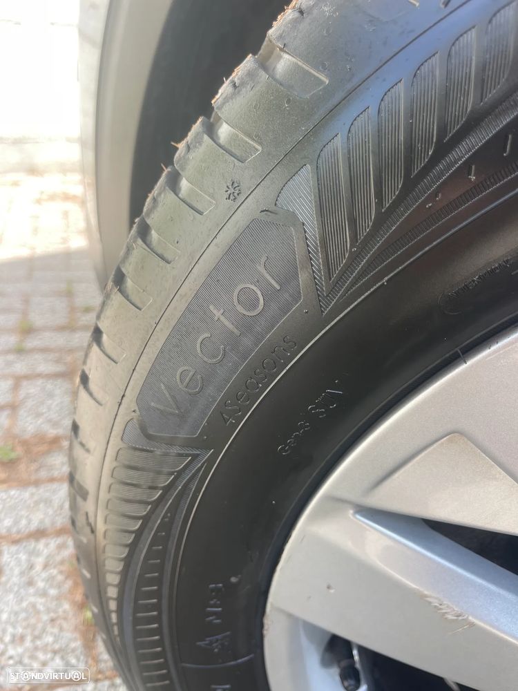 Peugeot 3008 PureTech 130 Stop & Start GPF EAT8 Active Business-Pack - 23