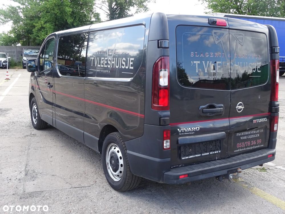 Opel Vivaro - 8