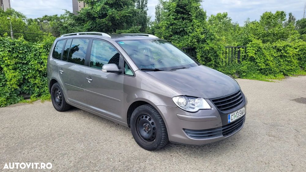 Volkswagen Touran 1.4 TSI Comfortline - 6