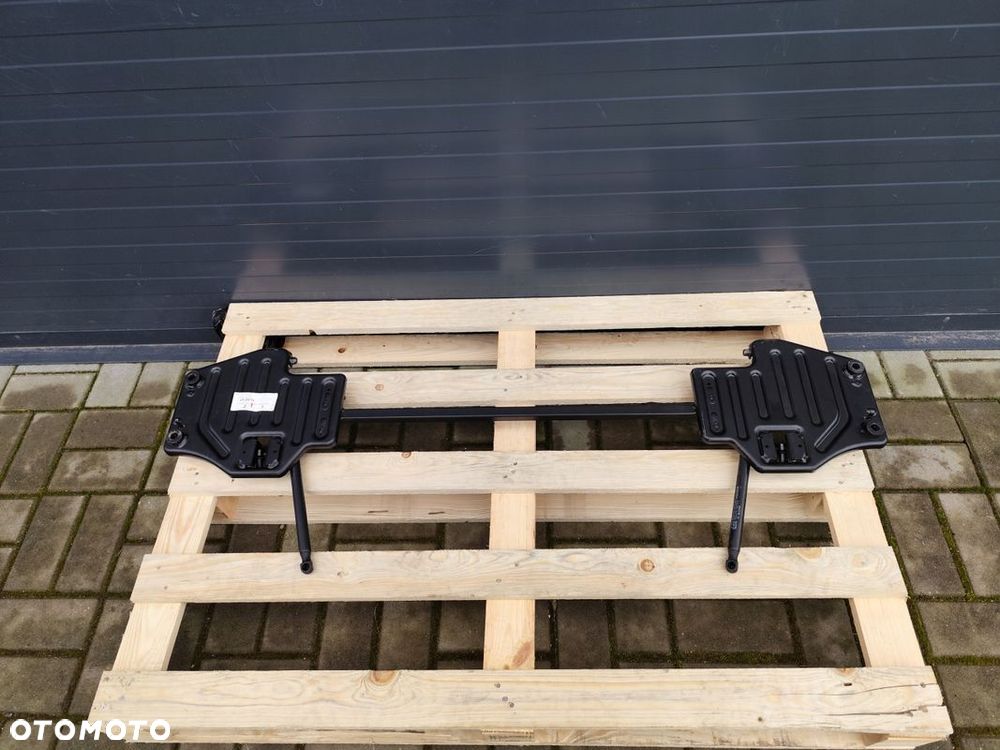 MOCOWANIE ŁÓŻKO SCANIA 1446599 1883137 - 1