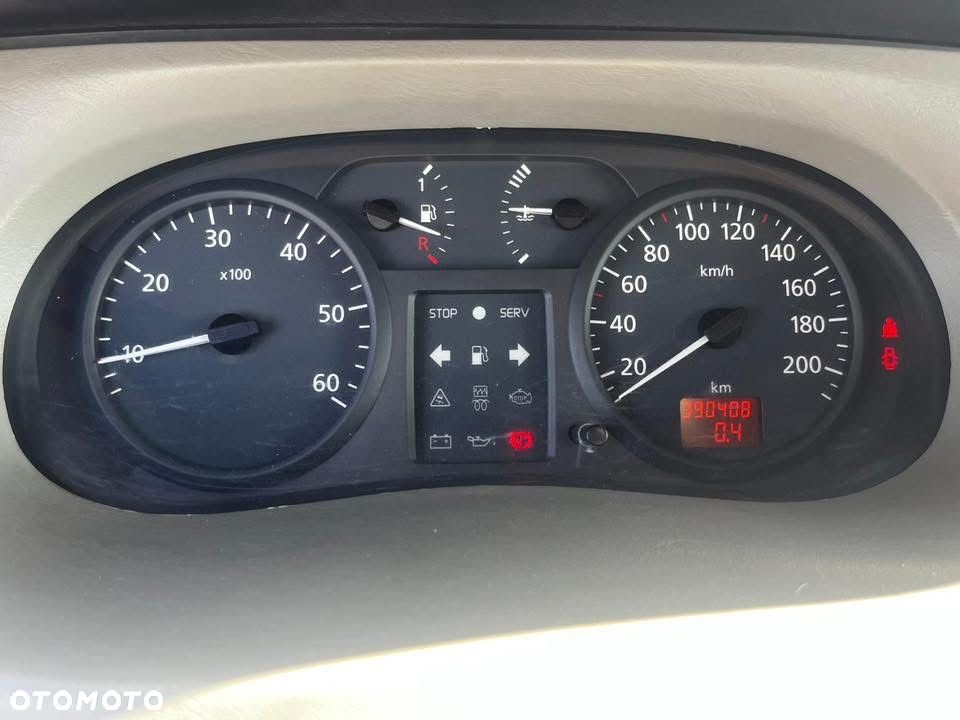 Renault Trafic - 14