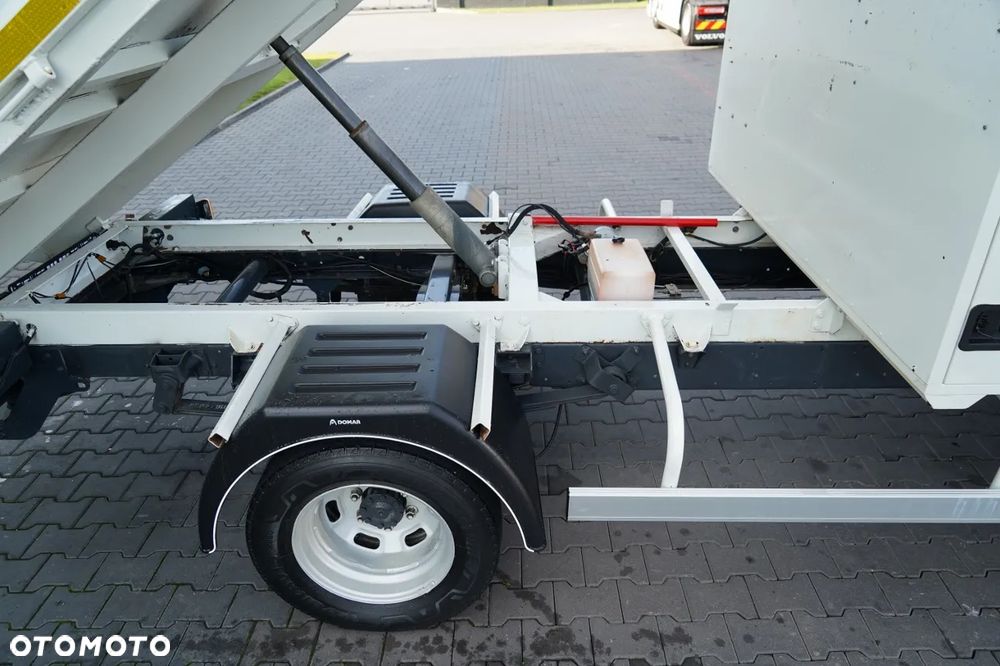 Iveco DAILY 35-130 / WYWROTKA TYLNOZSYPOWA STALOWA / BRYGADÓWKA - 7 OSÓB / BLIŹNIAK / MANUAL / SPROWADZONY / - 8