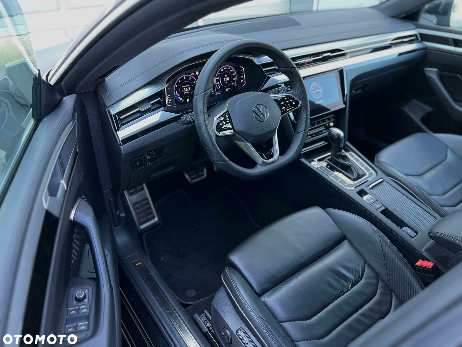 Volkswagen Arteon 2.0 TSI R-Line DSG - 9