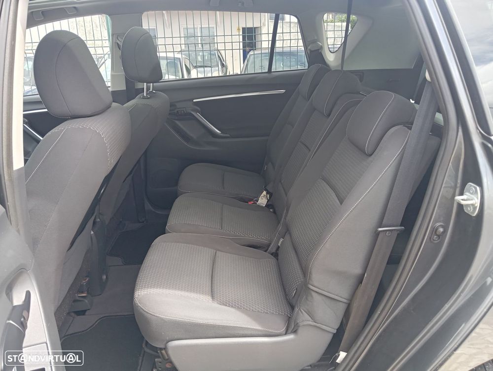Toyota Verso 1.6 D-4D Comfort+GPS - 19