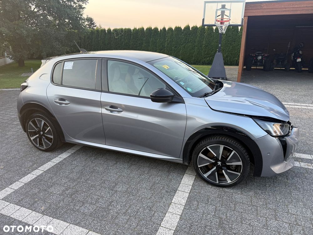 Peugeot 208 GT - 6