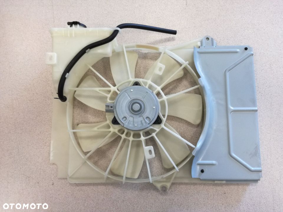 WENTYLATOR CHŁODNICY TOYOTA YARIS 2002-2006 NOWY