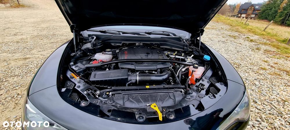 Alfa Romeo Stelvio 2.0 Turbo 16V AT8-Q4 Veloce Ti - 14