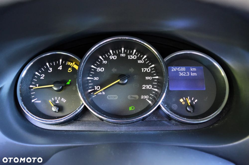 Renault Fluence 1.5 dCi Privilege - 40