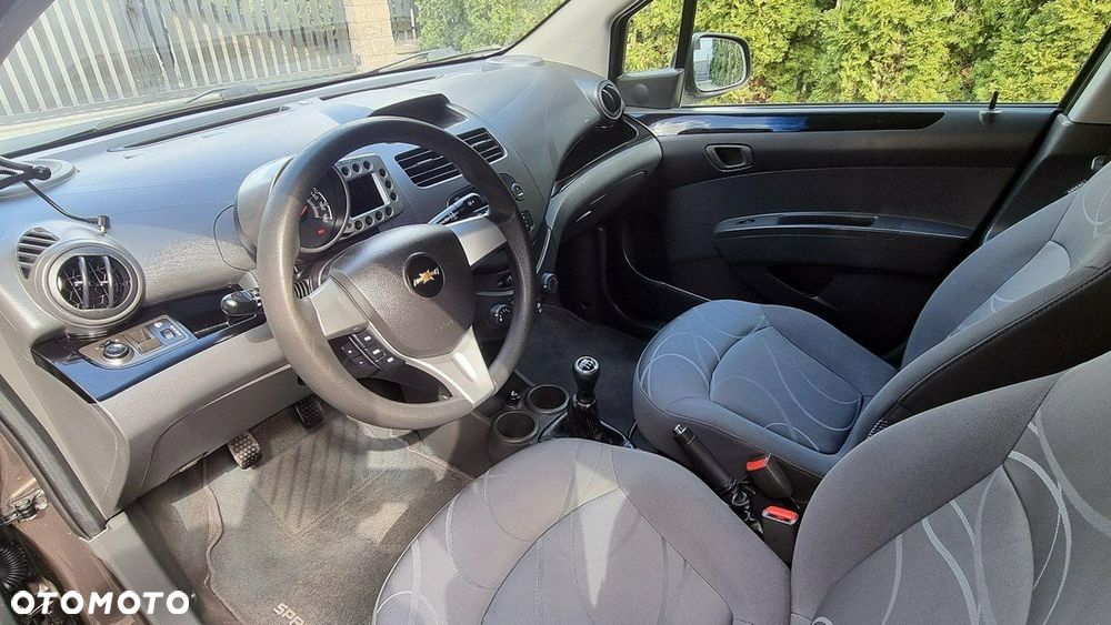 Chevrolet Spark - 12
