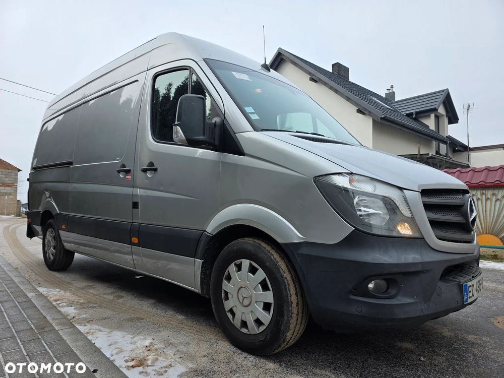 Mercedes-Benz Sprinter - 38