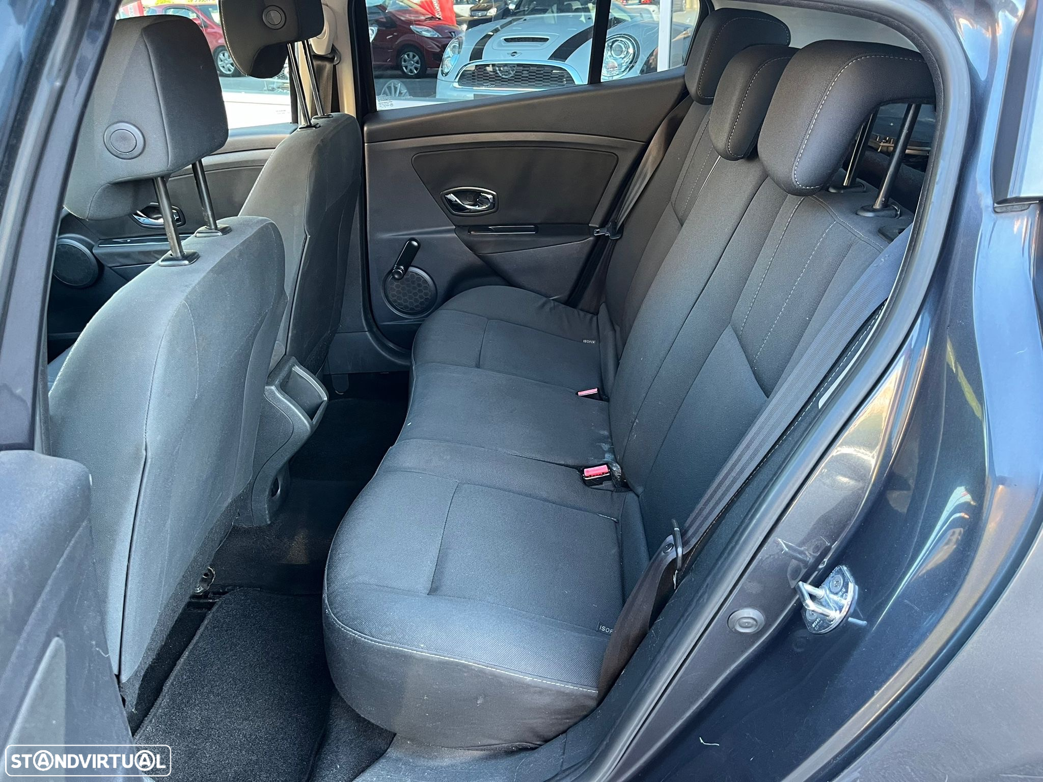 Renault Mégane 1.5 dCi Dynamique - 11