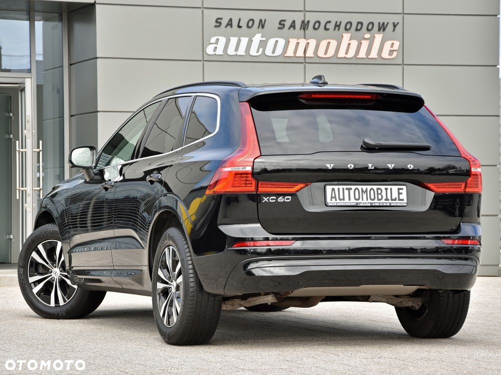 Volvo XC 60 B4 D AWD Momentum Pro - 9