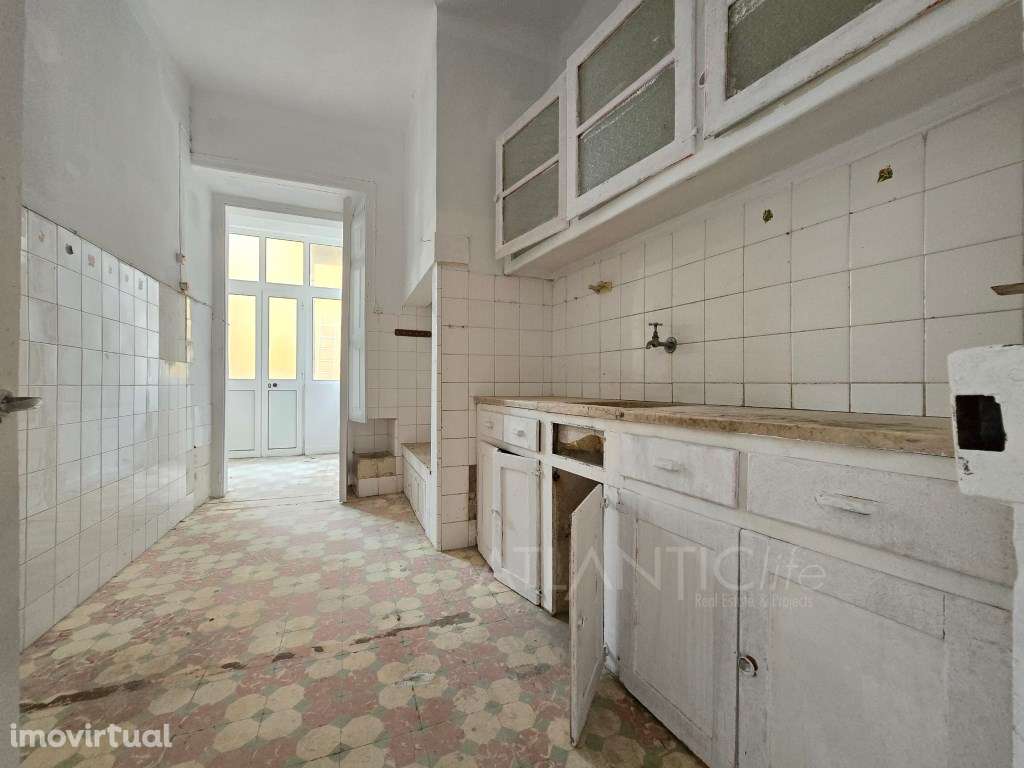 Apartamento T2 + 1 em Arroios - Excelente Oportunidade! - Grande imagem: 3/12