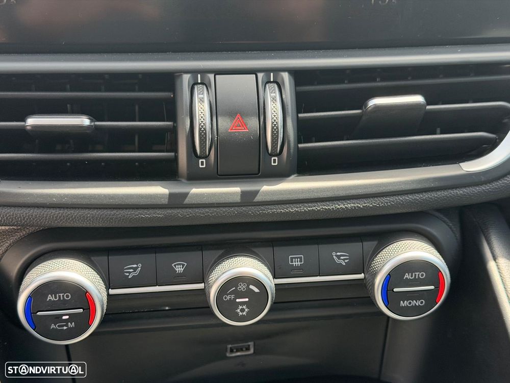 Alfa Romeo Giulia 2.2 D Super AT8 - 16