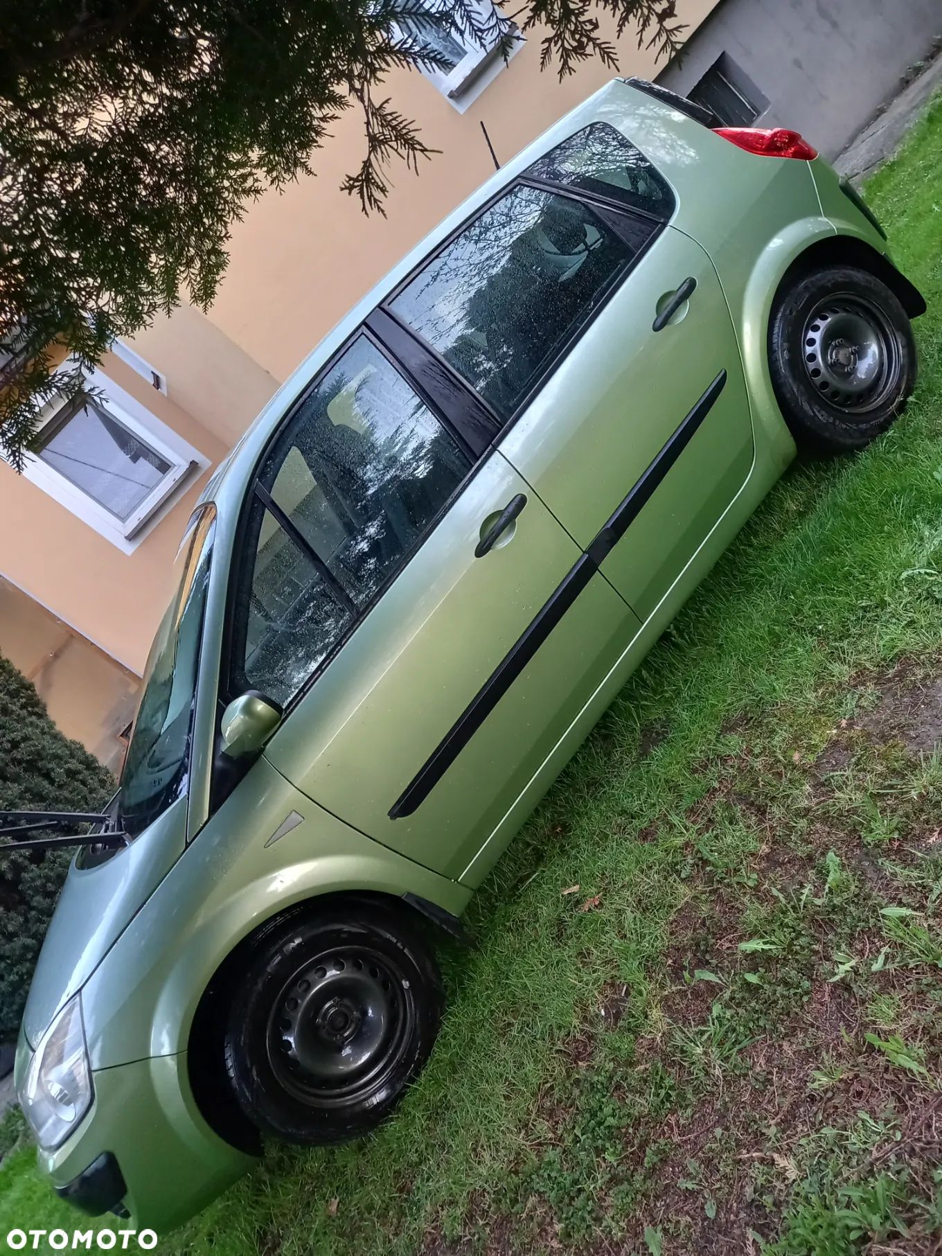 Renault Scenic 1.6 16V Confort Authentique - 1