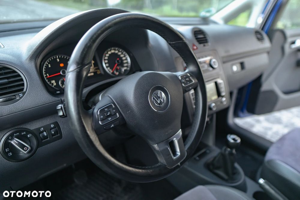 Volkswagen Caddy Highline - 19