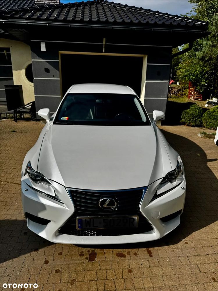 Lexus IS 200t Elite - 5