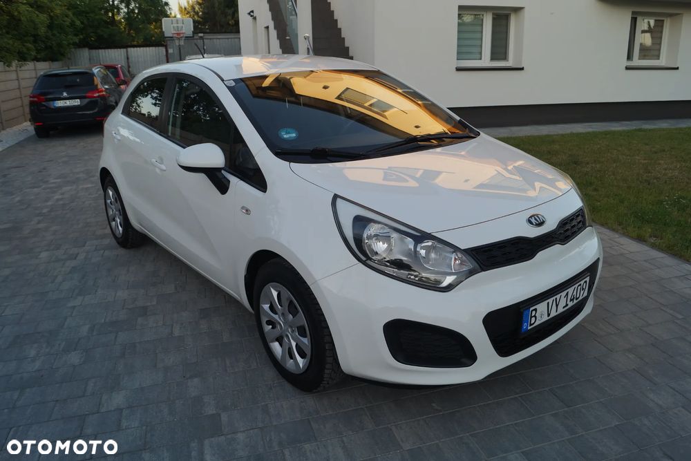 Kia Rio 1.2 Edition 7 - 4