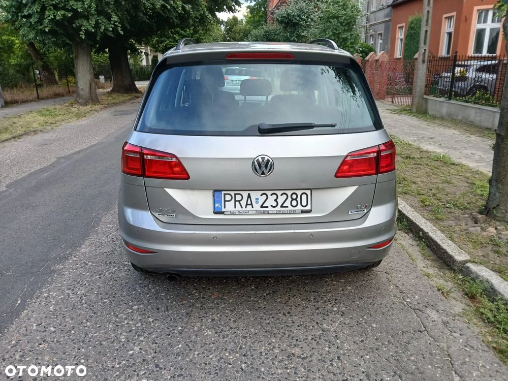 Volkswagen Golf Sportsvan 1.6 TDI BlueMotion Comfortline - 4