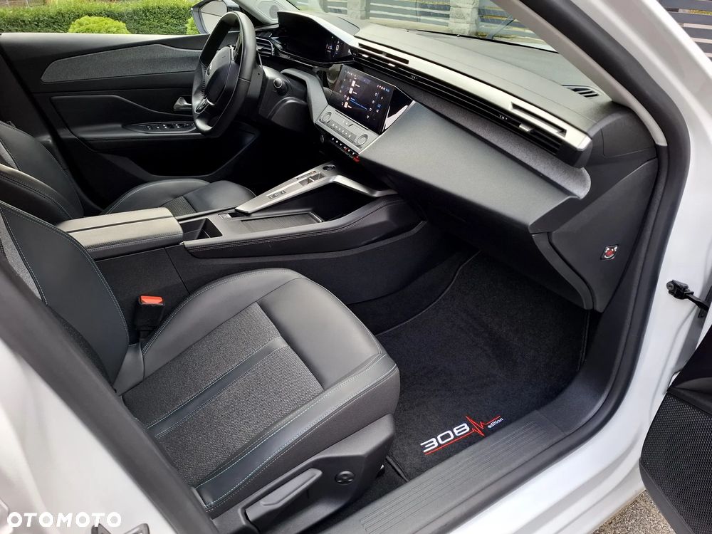 Peugeot 308 BlueHDi 130 EAT8 Allure - 12