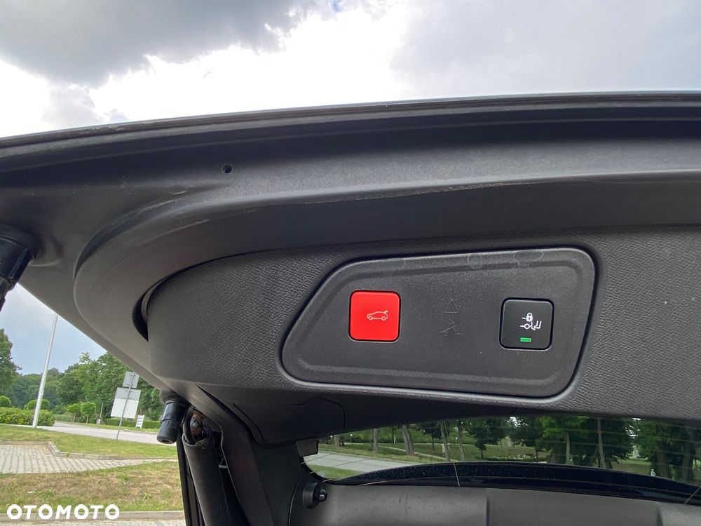 Peugeot 3008 1.5 BlueHDi Allure S&S EAT8 - 30