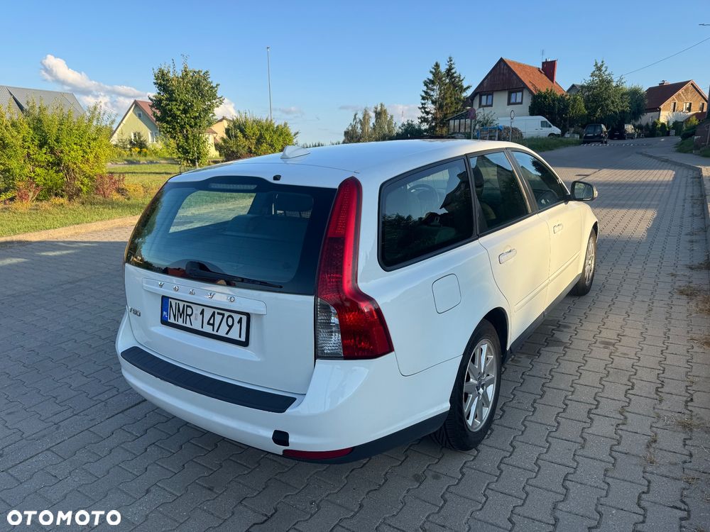 Volvo V50 1.6D DRIVe - 16