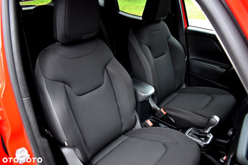 Jeep Renegade 1.3 T-GDI Night Eagle - 22