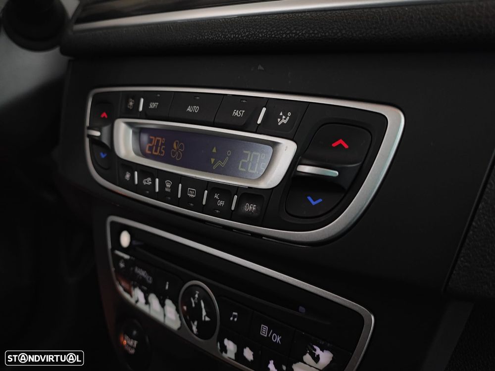 Renault Mégane Sport Tourer 1.4 TCE Dynamique S - 34