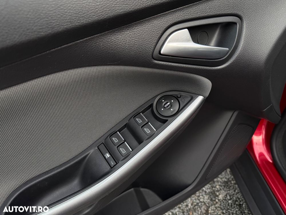 Ford Focus 1.6 TDCI DPF Trend - 21