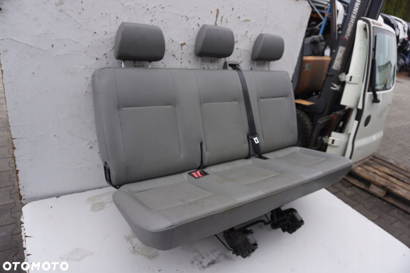 KANAPA 3 RZĄD VOLKSWAGEN TRANSPORTER T5 - 3