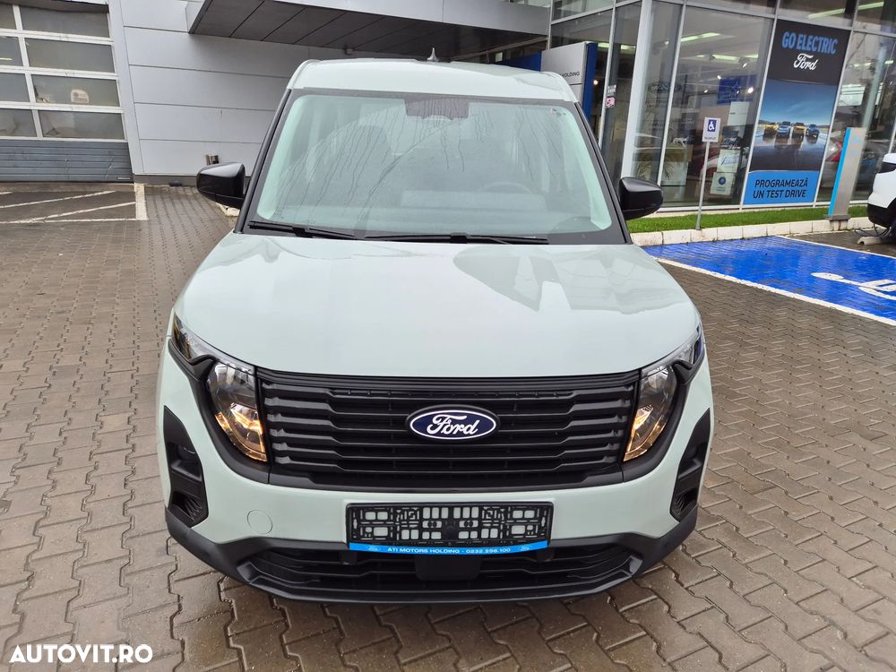 Ford Tourneo Courier - 8