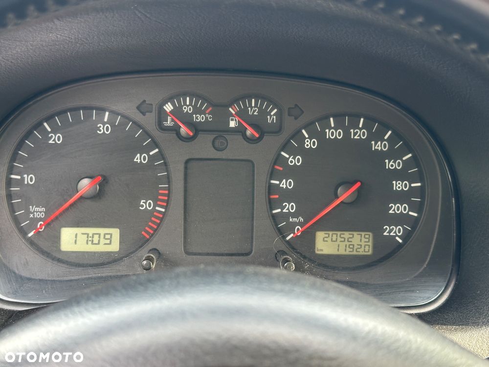 Volkswagen Golf 1.9 SDI Comfortline - 20