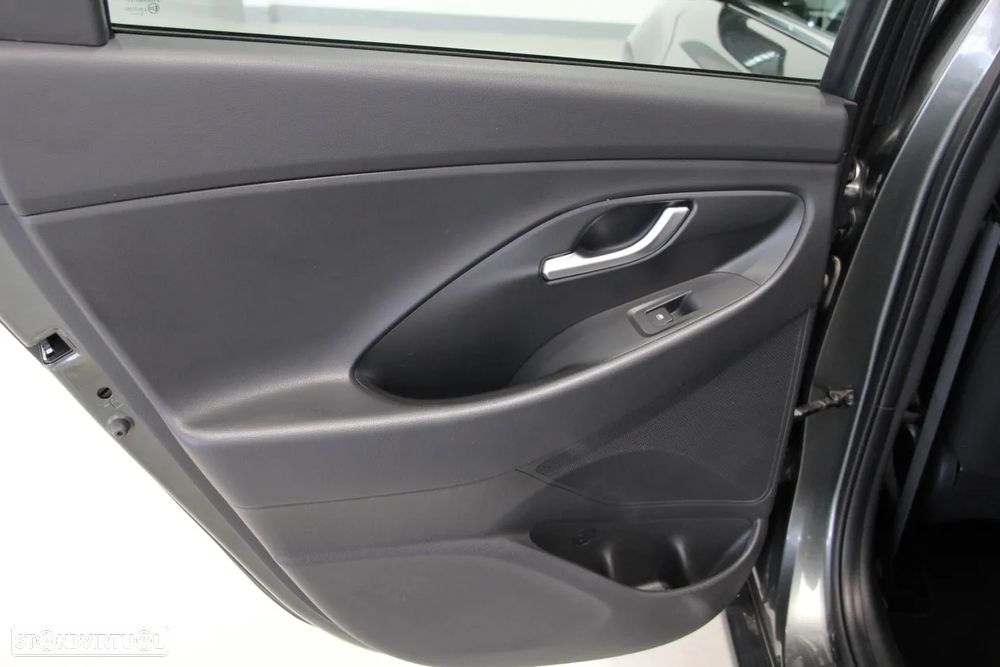 Hyundai i30 1.0 T-GDI Style Plus - 24