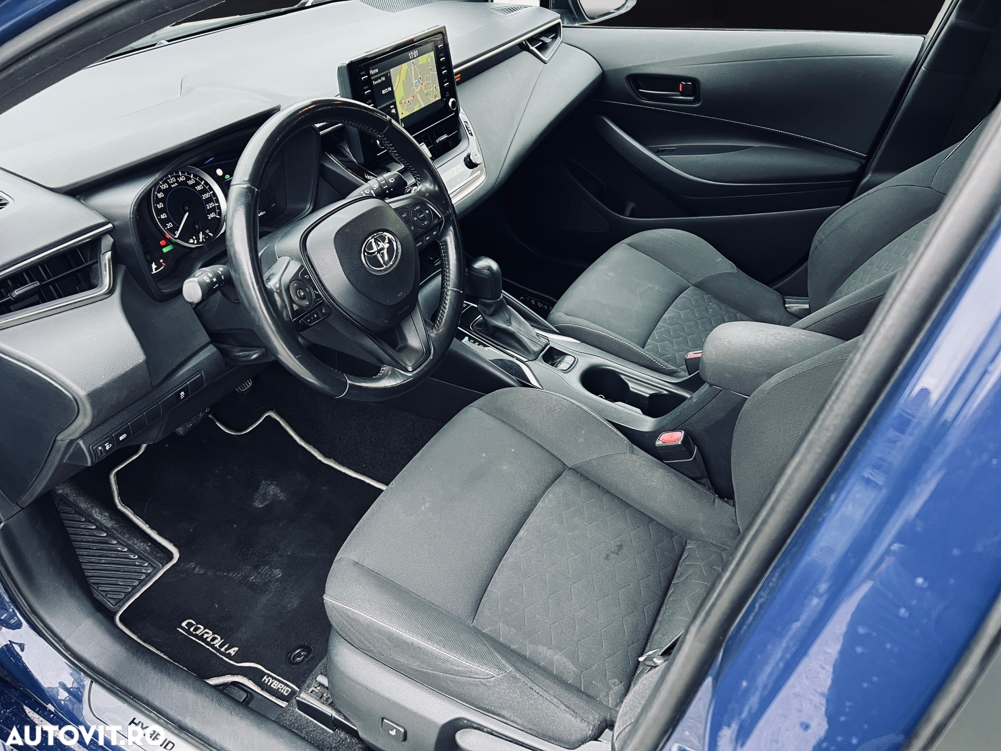 Toyota Corolla 1.8 HSD Business - 13