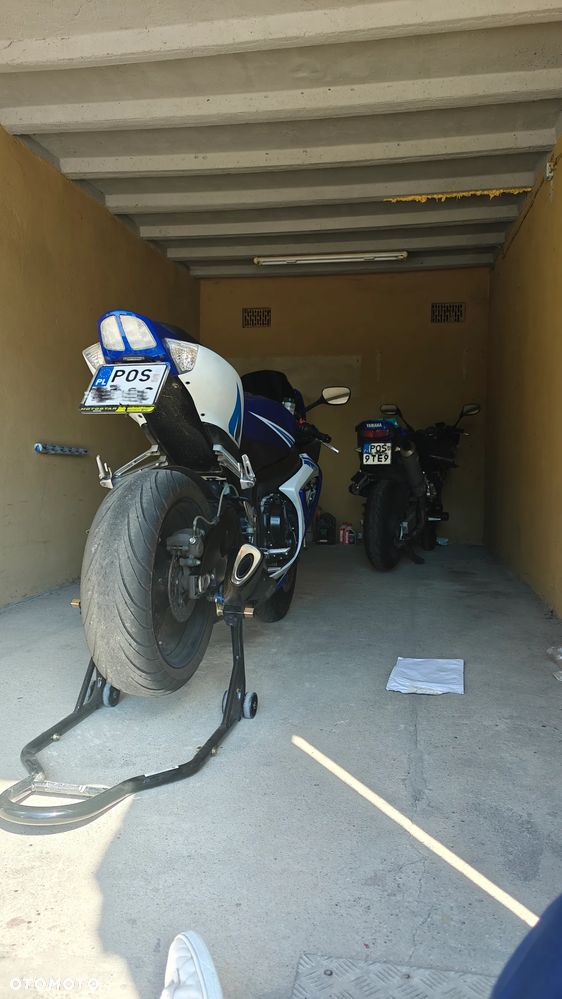 Yamaha FZS - 3